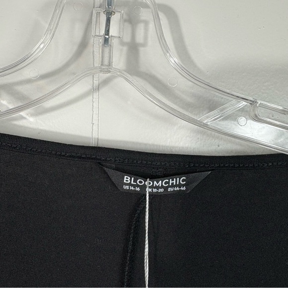 Bloomchic NWT Batwing Bat Embroidered Stripe Plus Size Top Halloween Gothic 1X - Picture 4 of 6